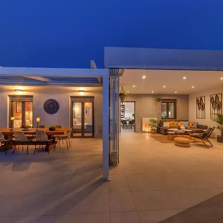 Sea View With Private Pool Close To The *